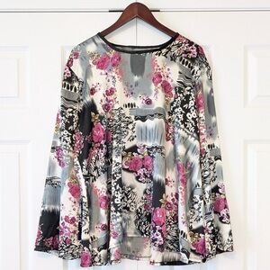 Size XL Y2K Satin Oriental Chinese Landscape Watercolour Bell Sleeve Boho Blouse